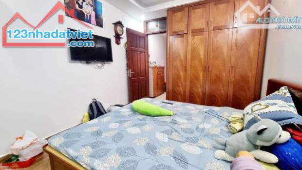 MẶT PHỐ XÃ ĐÀN - CĂN GÓC - VỈA HÈ ĐÁ BÓNG - NẰM GIỮA HAI NGÃ TƯ, 22 TỶ.