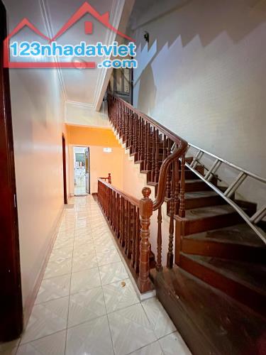 Bán nhà Hoàng Ngân 216m2 – Mặt tiền 8m – Giá chỉ 20 tỷ . - 1