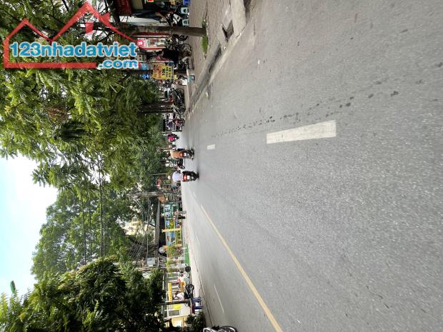 Hiếm Bán nhà Dương Văn Bé mặt phố lớn vỉ hè rộng lô góc kinh doanh văn phòng
