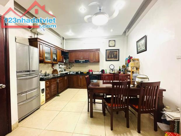 BÁN GẤP PHÂN LÔ NGÕ 18 VŨ THẠNH HÀO NAM DT56m2- MẶT TIỀN RỘNG, KINH DOANH - 2