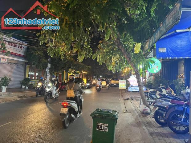 NHÀ MẶT TIỀN KINH DOANH QUẬN 7 - DÒNG TIỀN SẴN.