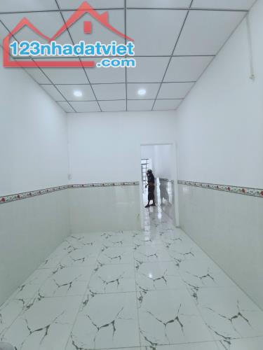 Chỉ 1,850 tỷ -BÁN NHÀ GÁC 2 MẶT TIỀN TRƯỚC SAU 42m2 gần Chợ Biên Hòa, P. Quang Vinh, B.Hoà - 2