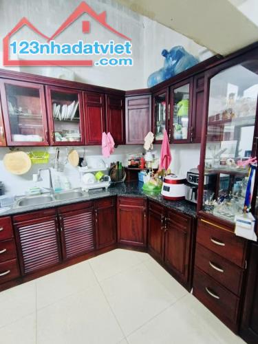 Giảm 3 tỷ  chủ cần bán nhà phân lô VIP ngõ 1 Trần Quốc Hoàn 55m2, 4T, ô tô, - 4