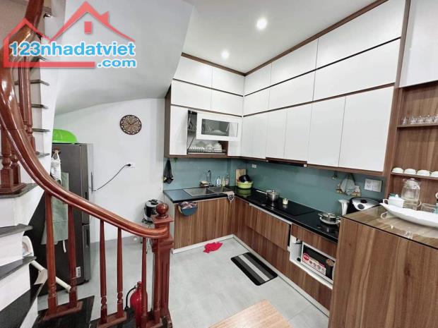 Nhà Đẹp 32m Phố Phương Liệt, Thanh Xuân. Lô Góc, Ngõ Thông Xe 3 Gác. Giá 4.45 Tỷ - 2