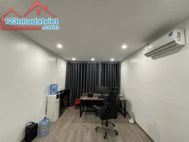 BÁN NHÀ 4T x 43m - Ô TÔ ĐỖ, NGÕ THÔNG, HÀNG XÓM BIỆT THỰ - TẶNG FULL NỘI THẤT - 1