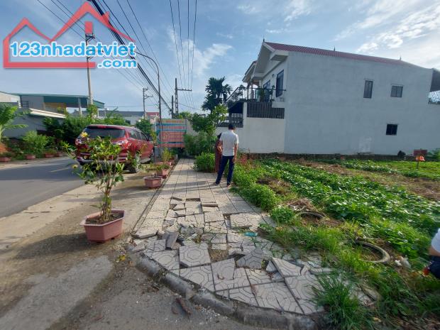 Bán lô góc 79 m2 thổ cư , mặt đường liên Huyện Đồng Trạng đối diện trường cấp 1,2