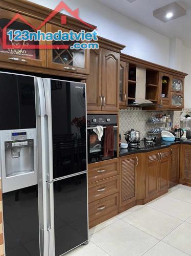 Nhà HXH ha 400tr, Hậu Giang, P4, Tân Bình, 91m2, 5 tầng, có hầ̀m, tặng nội thất. - 4