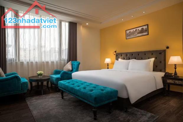 Bán nhà mặt phố Hàng Buồm, DT 300m, 7 tầng, MT 10m, giá 300 tỷ - 1