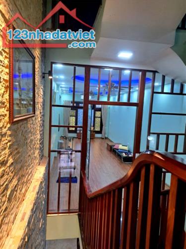 Bán nhà 80m2, 4 tầng, nội thất gỗ lim Lào, ngõ ô tô thông các ngả ở Tựu Liệt, 8.9 tỷ - 2