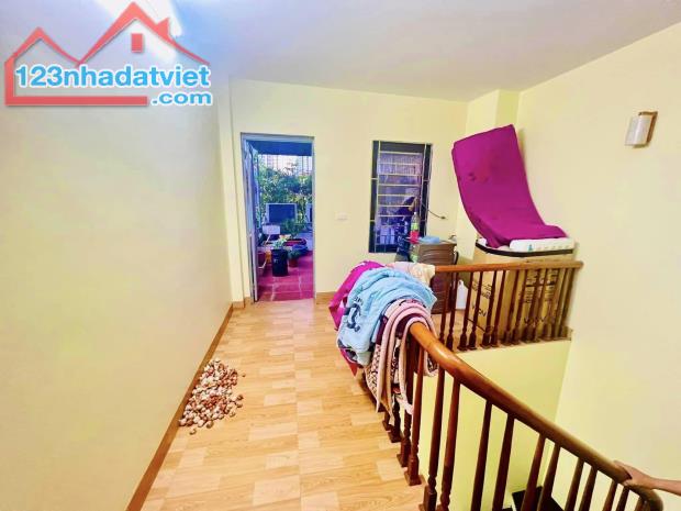 Ngộp nặng bán gấp nhà 5 tầng x 39m, tự xây còn mới, ngõ rộng thoáng, sổ nở hậu - 4