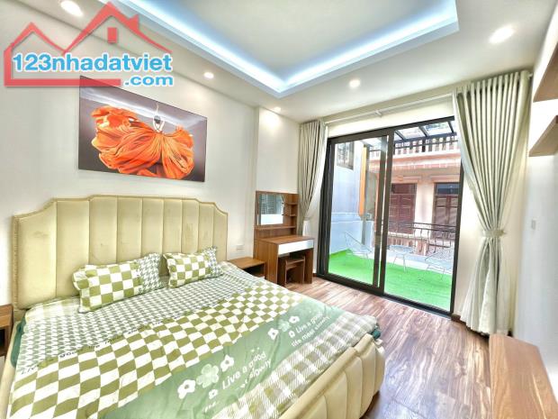 Hoàng Quốc Việt, Mặt Ngõ  Ô Tô, Kinh Doanh, Ngõ Thông Thoáng, DT43m, 4T, MT3,3m,  11,6 Tỷ - 2