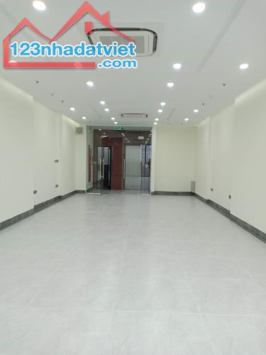 Cho thuê nhà Trung Văn, Vinaconex Nam Từ Liêm 90m2 x 5t, thông sàn, mới hoàn thiện đẹp - 3