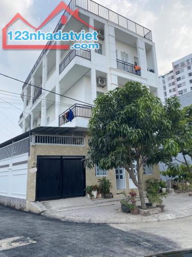 Bán CHDV 3 Tầng có 16 phòng, P. Linh Đông Thủ Đức, diện tích 228 m² giá 18,5 tỷ TL