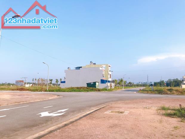 Cần bán gấp 1 cặp đất hướng tây view công viên khu đô thị phú mỹ, gía ngợp bank, sổ sẵn - 1