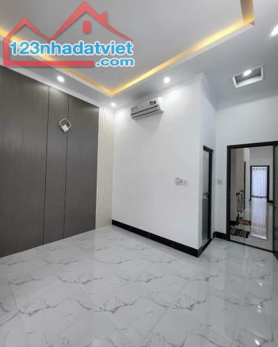 ⚡️⚡️THANH LÝ BÁN NHANH RẺ  NHÀ HẺM 1/ 56m²-2tỷ850(TL)Đ.CMT8 P12 QUẬN 10 - 2