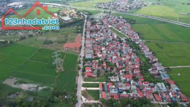 ĐẤU GIÁ ĐÌNH TRÀNG DỤC TÚ ĐÔNG ANH TRỤC KINH DOANH KINH TẾ MIỀN ĐÔNG - 2