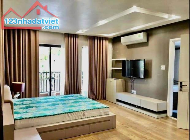 Bán biệt thự Ngô GIa Tự Đằng Lâm  242 M xây 3 Tầng Hải An