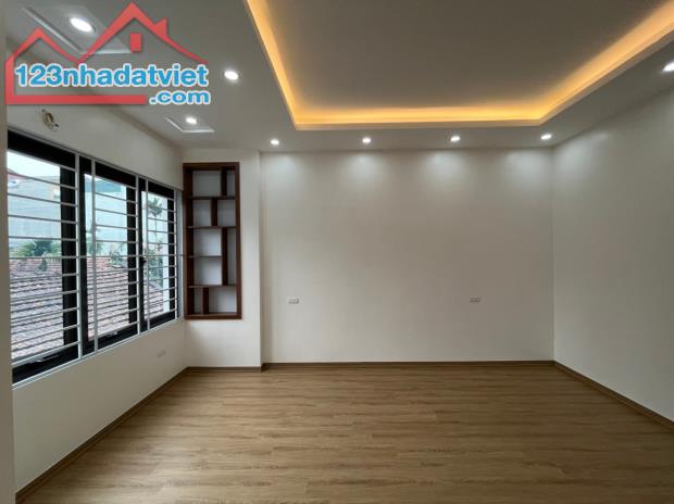 Bán Nhà Ngã Tữ Canh MT 3,8 m 5Tầng xây mới Thoáng sáng Ô tô đỗ gần Giá 3,8tỷ - 1