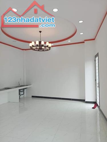 Nhà 2 mặt tiền 1 lầu trệt 2 ,5tỷ/60m2 - 4