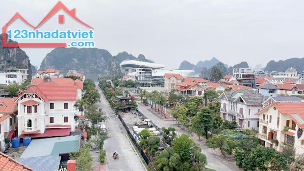 Mặt đường Hải Lộc, mặt tiền 8m, nhà tầng thang máy, view biển, trung tâm Hạ Long - 3