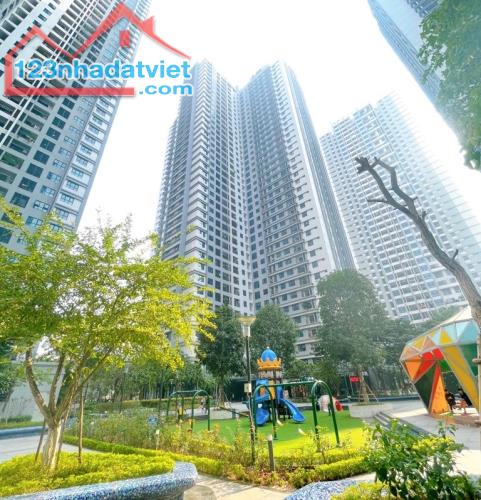 HIẾM - LÔ GÓC GOLDMARK CITY 136 HỒ TÙNG MẬU - VIEW ĐẸP 175M 4PN GIÁ 43TRIỆU/M2