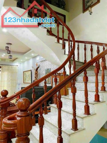 Bán Nhà 1 Trệt 2 Lầu Khu Dân Cư Bửu Kế Bên Chợ Bửu Long cách đường Nguyễn Ái Quốc 3 phút - 2