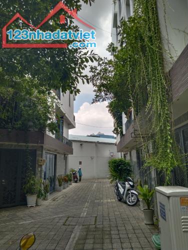 Bán Nhà An Dương Vương, NyAh Phú Định Q8, 50m2, 6 Tầng, 6,8 Tỷ