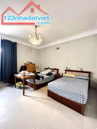 HẺM Ô TÔ 7 CHỖ VÀO NHÀ ĐÀO DUY ANH 86M2, NGANG 4.5 x 20M, 5 TẦNG, NHỈNH 13 TỶ - 4