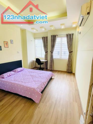 NHÀ HUỲNH VĂN BÁNH GẦN 50M2, NGANG 4.4M, 4 TẦNG, 7PN, SỔ VUÔNG, NHỈNH 8 TỶ. LH 0386372900 - 5