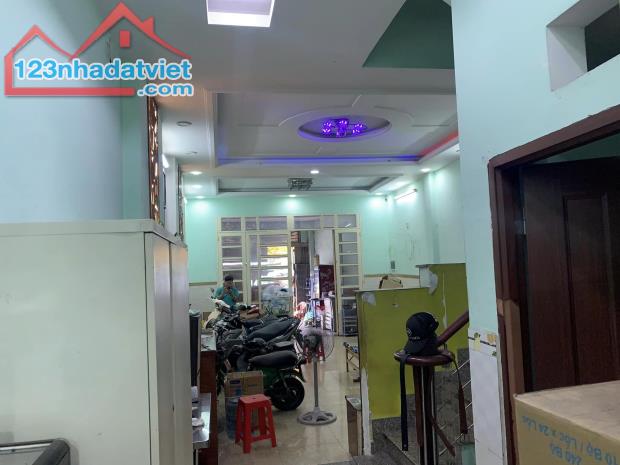 HOT - Nhà mặt tiền Quận 3, kinh doanh đỉnh, 105m2, ngang rộng, 9 PN, nhỉnh 13 tỷ - 1