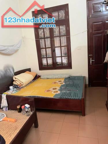 Cần bán nhà phân lô phố Hoàng Quốc Việt 61m2, 3T, lô góc 3 thoáng, mt 15m, kinh doanh, nhỉ - 1