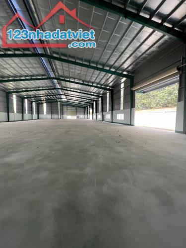 Cho thuê kho 1800m2 đường Trần Trọng Cung, Quận 7, TPHCM