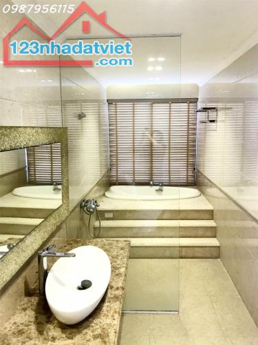 BÁN NHÀ MẶT PHỐ VIỆT HƯNG 125M2 - MT 7M - 6 TẦNG THANG MÁY - KINH DOANH - 2