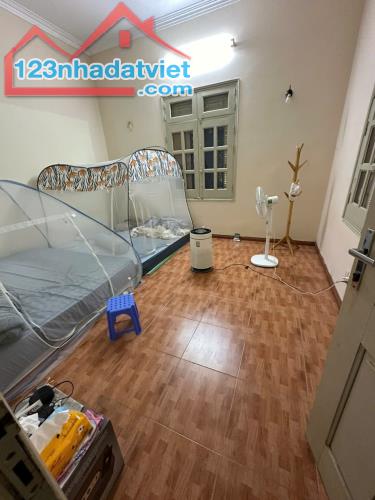 Cho thuê biệt thự Trung Hòa Nhân Chính 4T 128m2 2 mặt tiền view vườn hoa, vỉa hè ôtô vào - 3