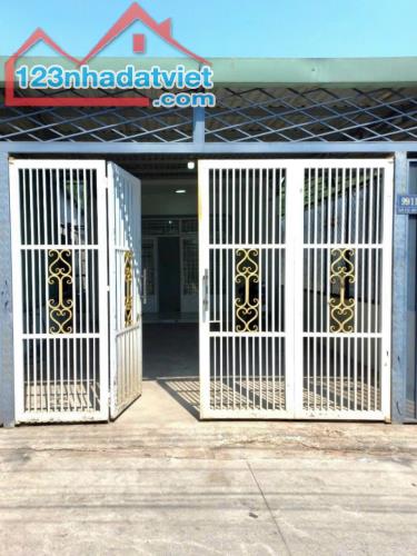 Hàng Hiếm, nhà cấp 4 ngay đường Nguyễn Thị Lắng, Tân Phú Trung, Củ Chi, 110m2, 620 Tr