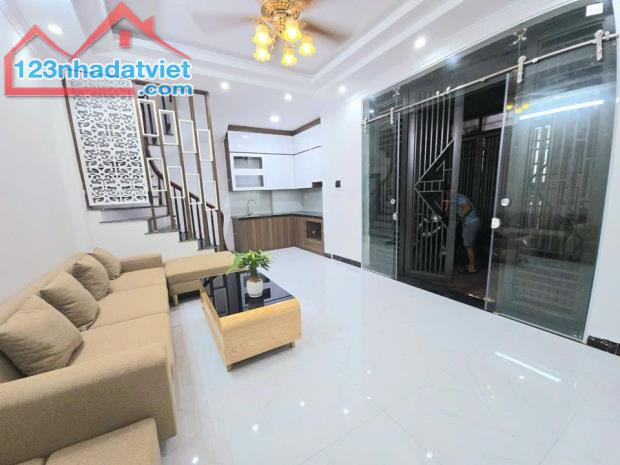 🔥🔥BÁN NHÀ MẶT NGÕ PHẠM VĂN ĐỒNG 50M2, DÂN XÂY CHẮC CHẮN, NGÕ BA GÁC - SỔ HOA HẬU CHỈ 5.7