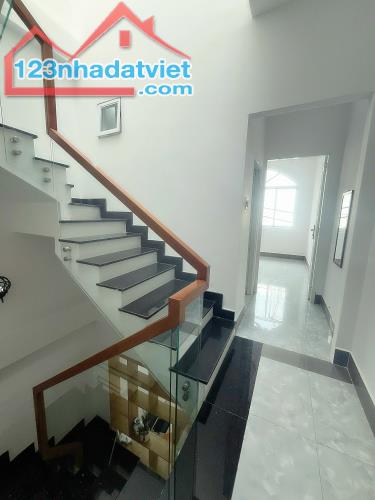 Bán nhà Nguyễn Trọng Tuyển, P1 Tân Bình 48m2, HXH, 4 tầng, giá 5,15 tỷ TL - 3