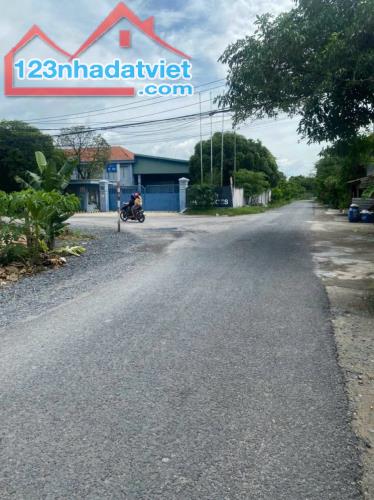 BÁN 120M2 GIÁ CHỈ 690TR -GẦN TRƯỜNG TIỂU HỌC TÂN THẠNH ĐÔNG - GỌI XEM ĐẤT