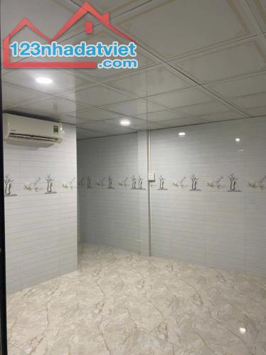 Cần bán gấp nhà Bình Thới  Quận 11. DT: 69m2  Giá chỉ : 4 tỷ 300tr. - 2