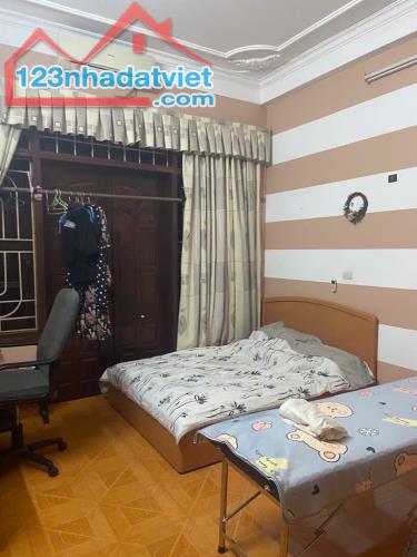 HOÀNG QUỐC VIỆT  55M2  MT4  GIÁ 15.5  TỶ , OTO, KINH DOANH, VỈA HÈ - 1