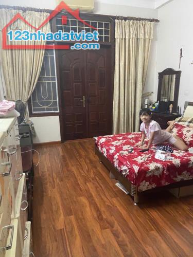 HOÀNG QUỐC VIỆT  55M2  MT4  GIÁ 15.5  TỶ , OTO, KINH DOANH, VỈA HÈ - 3