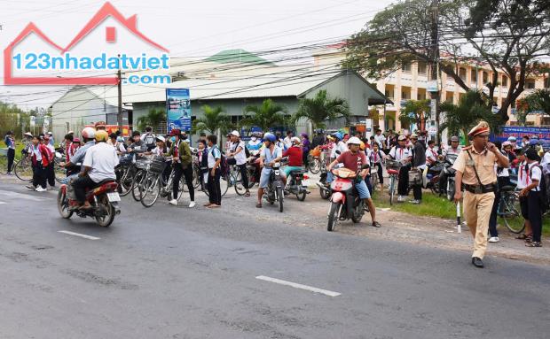 Kẹt tiền tôi bán hơn sào đất trung tâm chơn thành chỉ 195 tr shr - 4