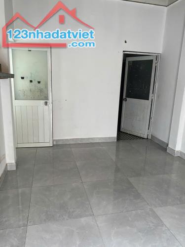 CHO THUÊ MẶT BẰNG KHU PHỐ 3 - QUẬN 12 - TP.HCM / 5 triệu - 1