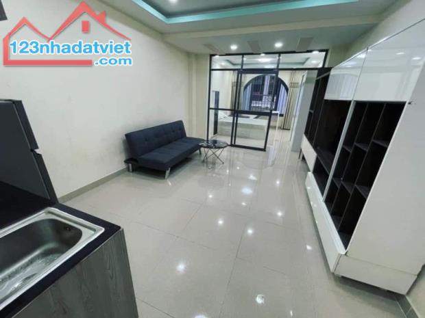 KHU ĐẤT VÀNG QUẬN 1 - CHDV 14 PHÒNG THANG MÁY - THUÊ KHOÁN 55TR/THÁNG - SỔ NỞ HẬU, 18 TỶTL - 1