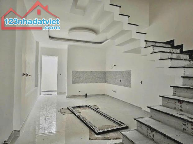 BÁN NHÀ MỚI 1T3L KDC D2D VÕ THỊ SÁU, P.THỐNG NHẤT DTXD 300M2 CHỈ 7,9 TỶ - 3