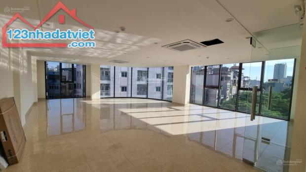 Văn Phòng cho thuê Full Kính 110m2 Phố Trung Hoà, Cầu Giấy - 23 Tr/Tháng. Ô TÔ đỗ cửa - 1