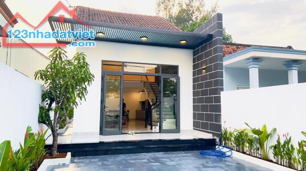 Nhà mặt đường Trần Hưng Đạo- 182m2, ngang 6m, full nội thất- vừa ở vừa kinh doanh 6.xtỷ