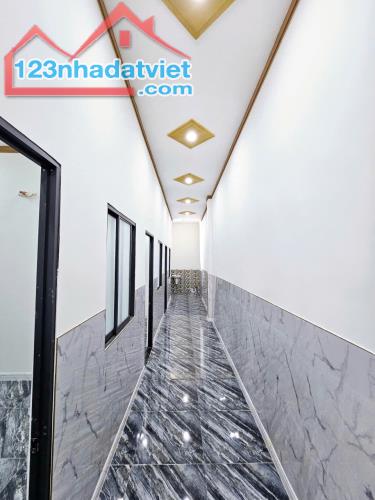 Bán nhà gần chợ ngã 4 Quang Thắng, 3PN, sân xe hơi, đường 7m, hướng Tây - 3