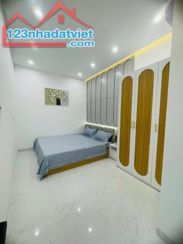 Nhà 2 tầng full nội thất cao cấp -  Kiệt 586 Ông Ích Khiêm, Hải Châu Đà Nẵng - 1