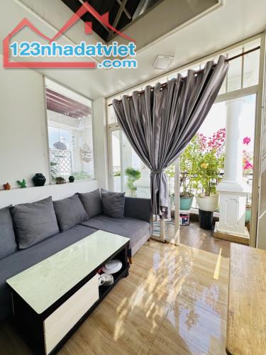 Hoàng Hoa Thám bình thạnh phường 5  nhà bán 61m2 hẻm xe hơi nhà 4 tầng nở hậu nhỉnh 8 tỷ - 1